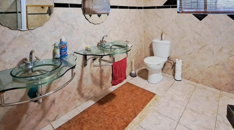 4 Bedroom Property for Sale in Robertson Western Cape